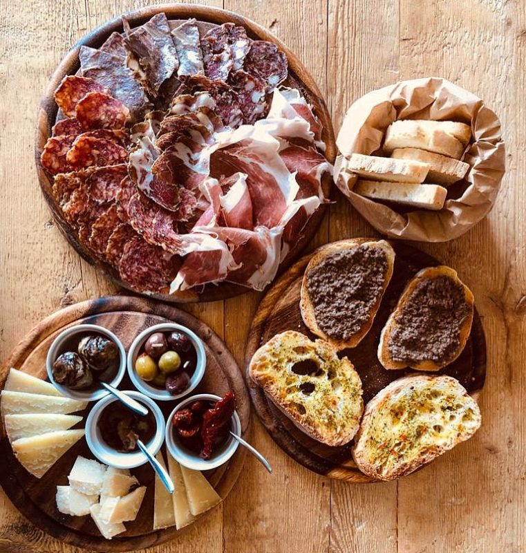 Delicious Tuscan Antipasto